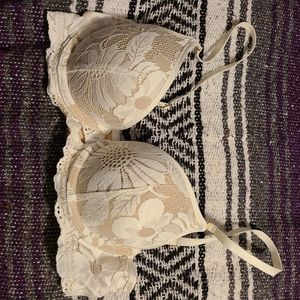 White Lace size 34B Bra